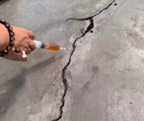 象州混凝土裂缝修补技术详解​